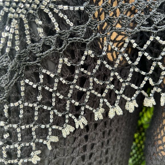 BEADED KNIT BLACK SHAWL - Picture 6 of 14